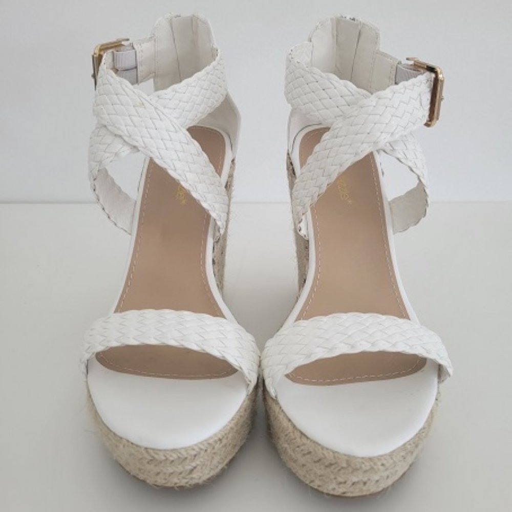 ShoeDazzle “Narita” Summer Wedge Sandals